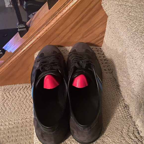 Authentic Louis Vuitton Paris shoes - Picture 4 of 8